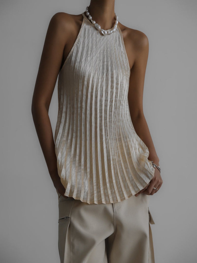 SILKY PLEATED HALTER NECK BLOUSE