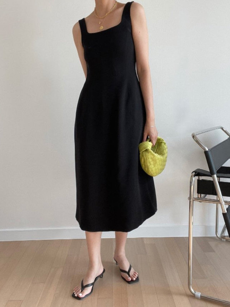 SQUARE NECK SLEEVELESS DRESS