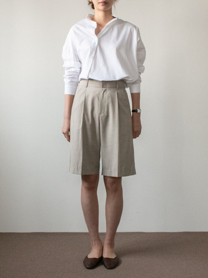 SUMMER WOOL BERMUDA SHORTS