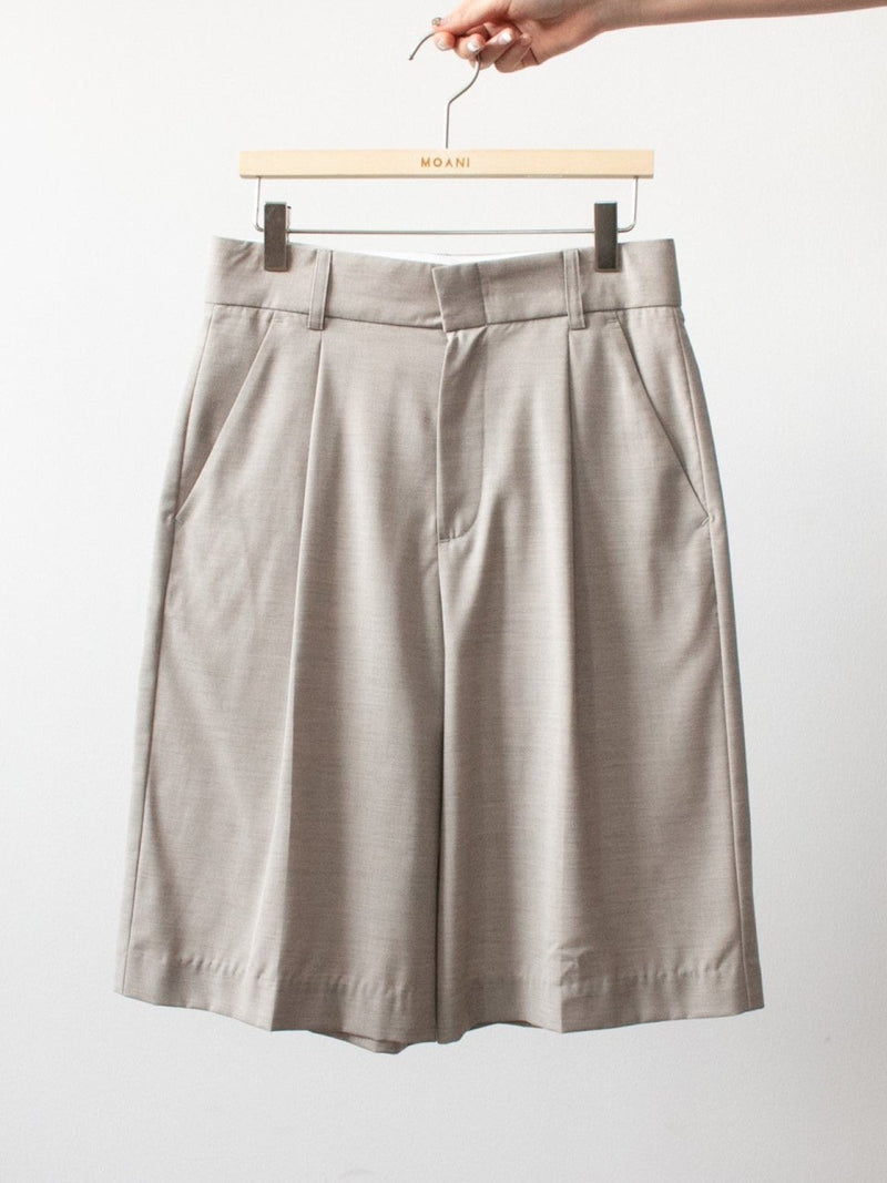 SUMMER WOOL BERMUDA SHORTS