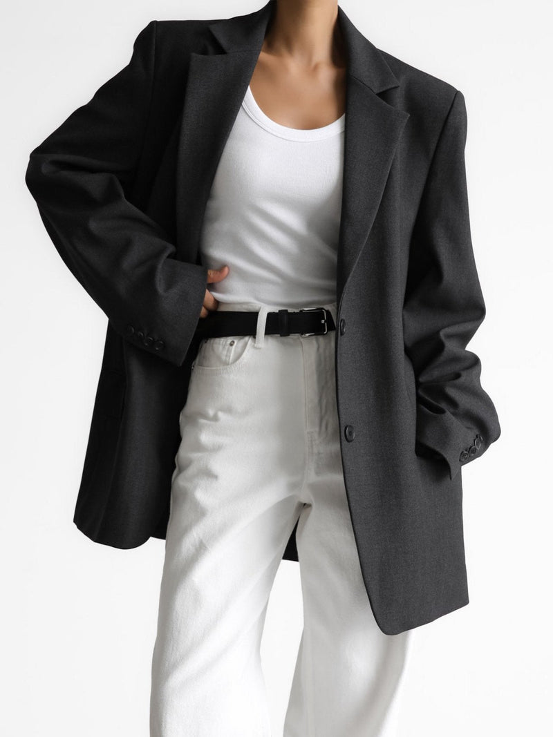 CLASSIC TWO-BUTTON SINGLE BREASTED BLAZER