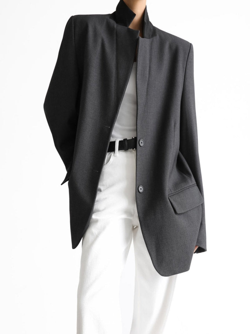 CLASSIC TWO-BUTTON SINGLE BREASTED BLAZER