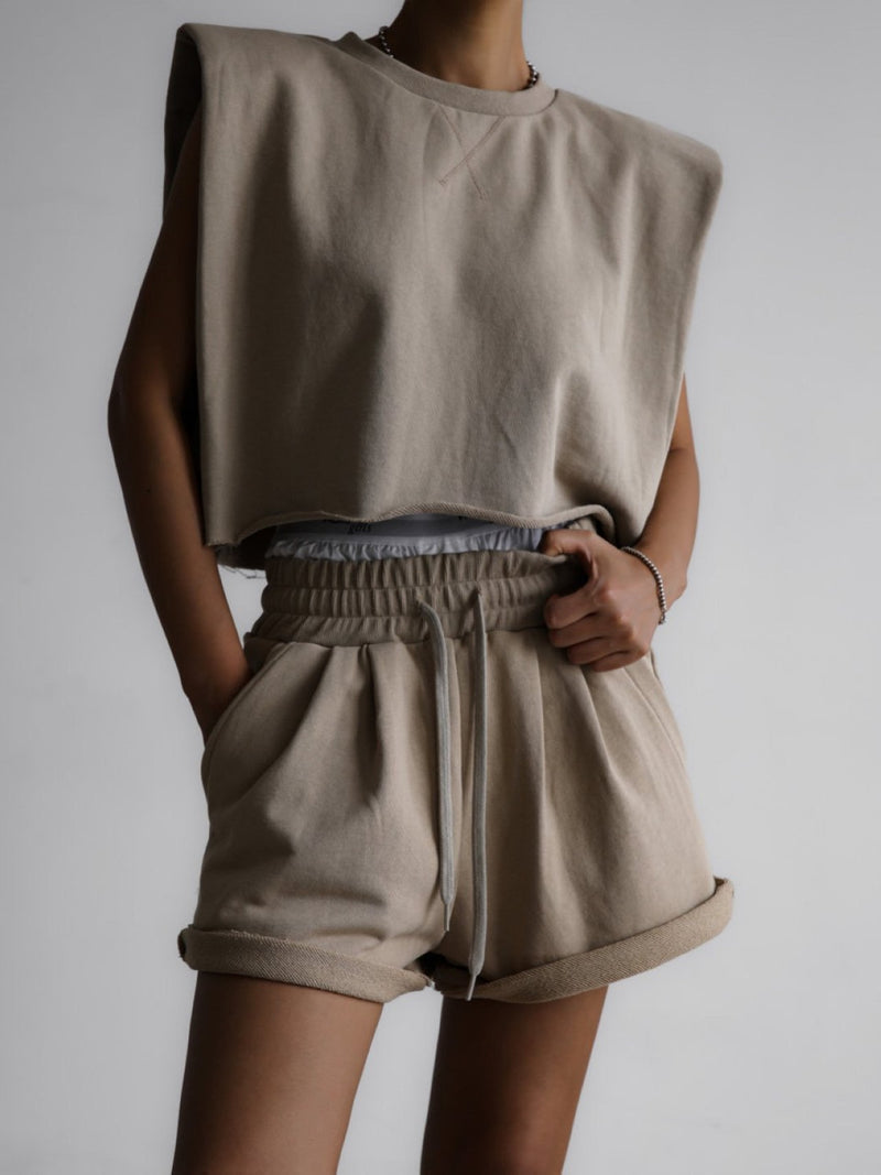 TWO TUCK DETAIL SWEAT SHORTS