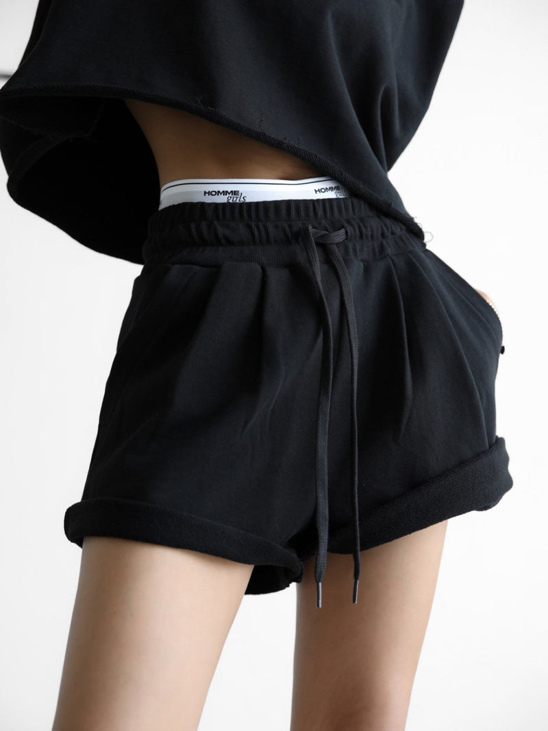 TWO TUCK DETAIL SWEAT SHORTS