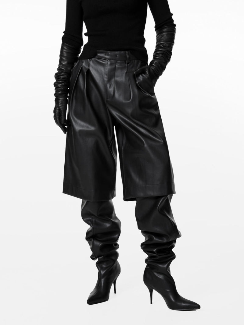 VEGAN LEATHER BERMUDA SHORTS