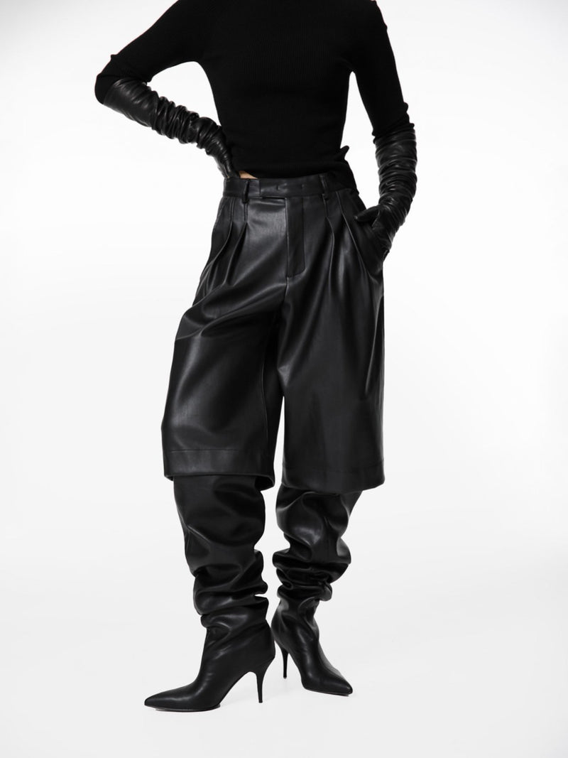 VEGAN LEATHER BERMUDA SHORTS