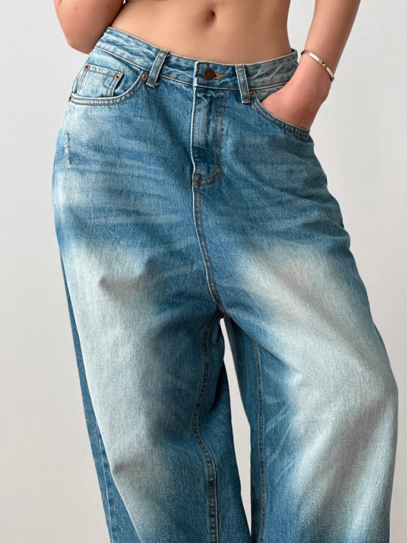 VINTAGE DISTRESSED WIDE LEG JEANS