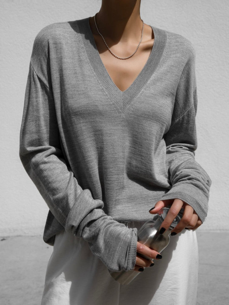 WOOL SILK DEEP V-NECK LONG SLEEVED KNIT