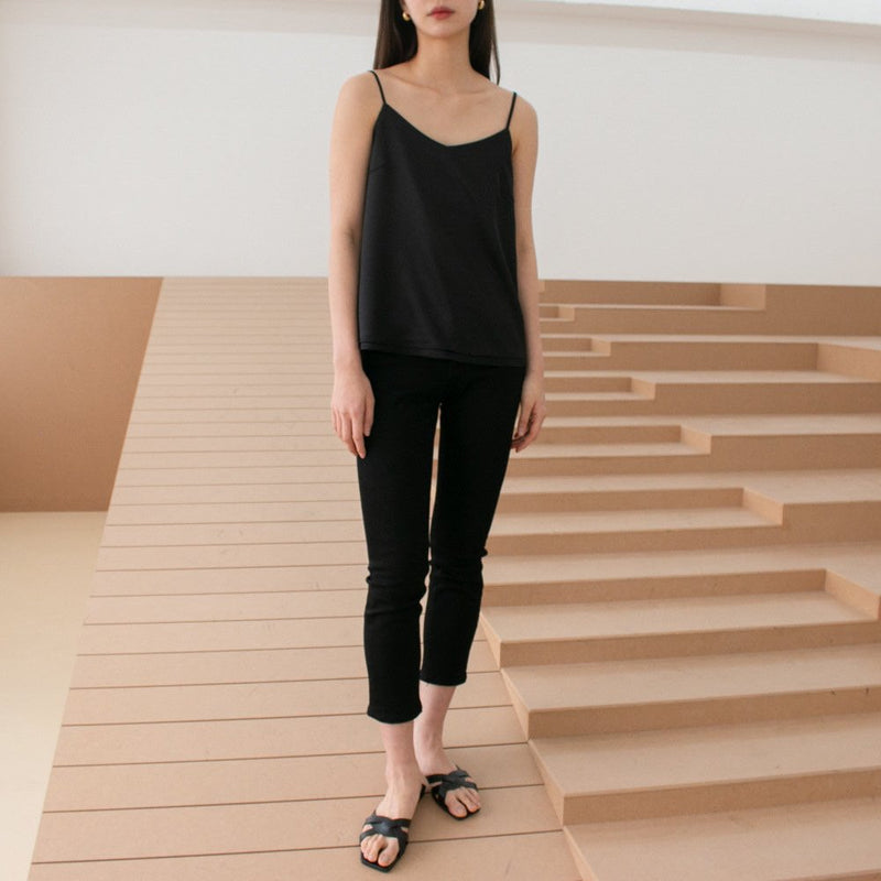 DOUBLE V-NECK SLEEVELESS TOP