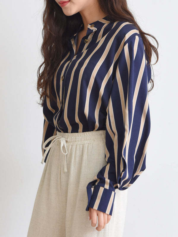 CLASSIC STRIPED DRESS SHIRT