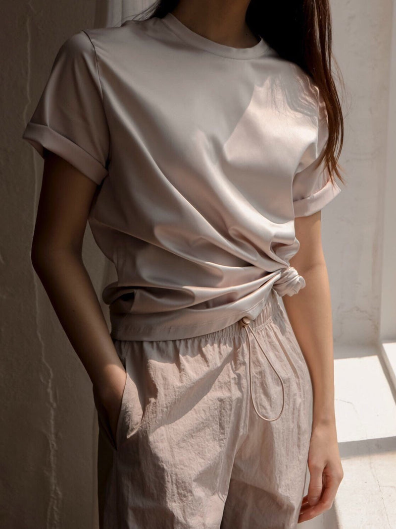 CLASSIC SILKY HALF SLEEVE TOP