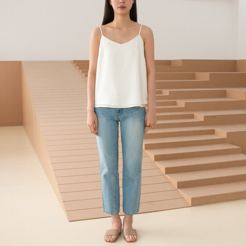 DOUBLE V-NECK SLEEVELESS TOP
