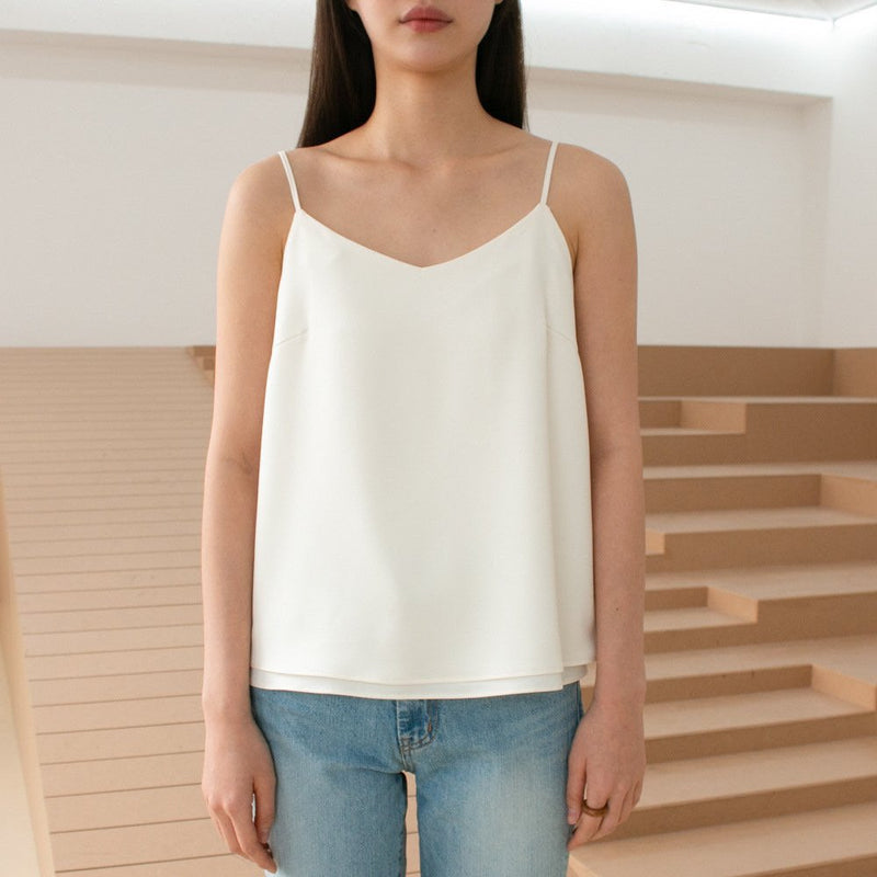 DOUBLE V-NECK SLEEVELESS TOP