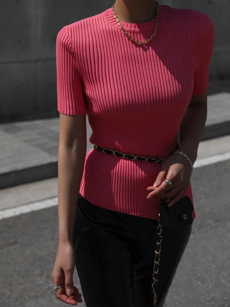 ASYMMETRICAL HEM RIBBED KNIT TOP