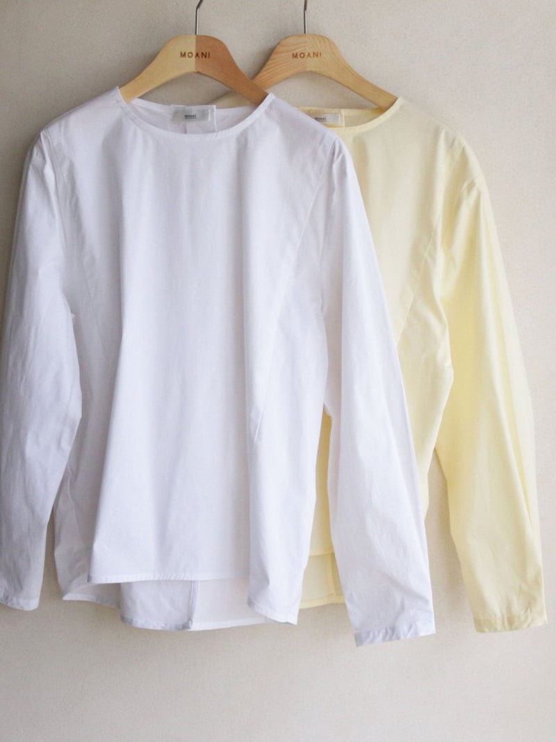 BACK SLIT COTTON BLOUSE