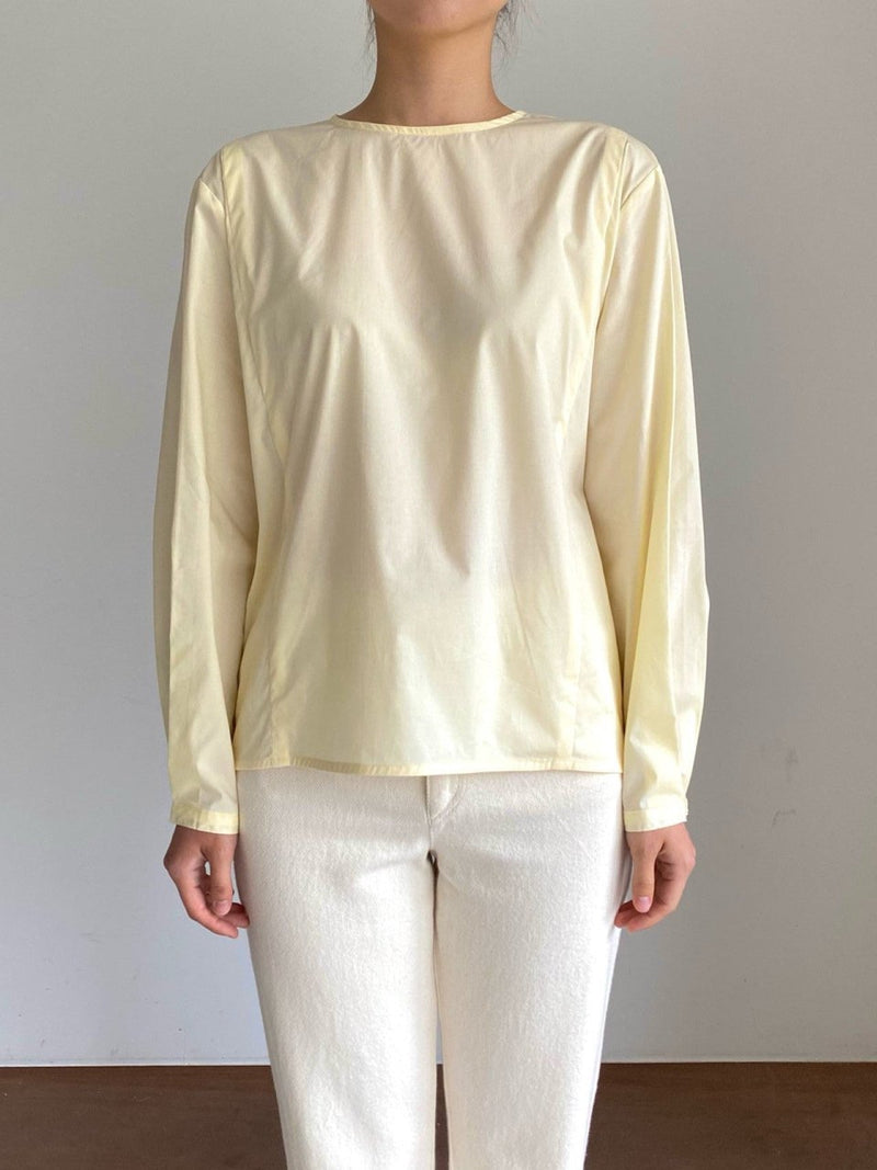 BACK SLIT COTTON BLOUSE