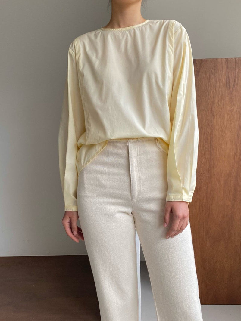 BACK SLIT COTTON BLOUSE