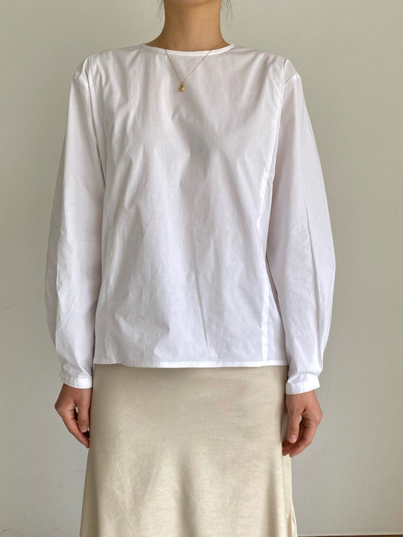BACK SLIT COTTON BLOUSE