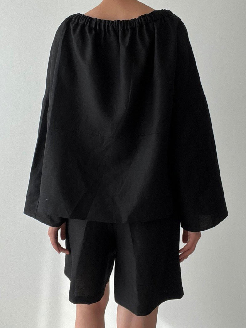 BANDED LINEN SHIRRING BLOUSE