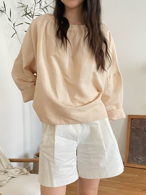 BANDED LINEN SHIRRING BLOUSE
