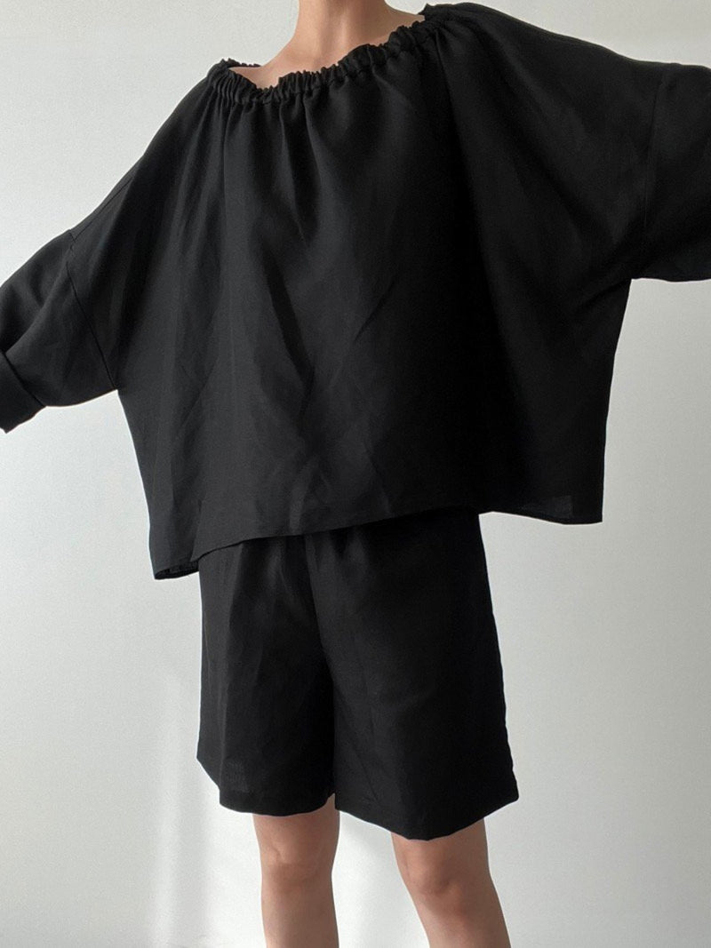 BANDED LINEN SHIRRING BLOUSE