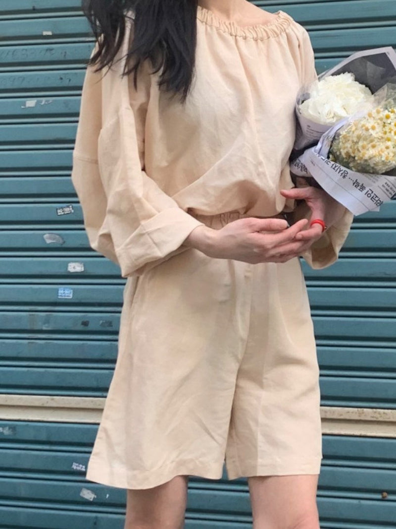 BANDED LINEN SHIRRING BLOUSE