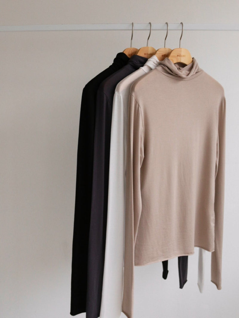 BASIC TURTLENECK LONG SLEEVE T-SHIRT