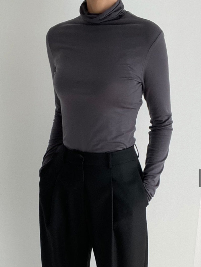BASIC TURTLENECK LONG SLEEVE T-SHIRT