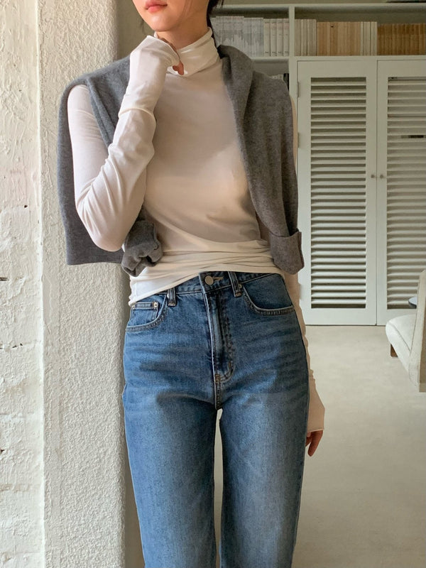 BASIC TURTLENECK LONG SLEEVE T-SHIRT