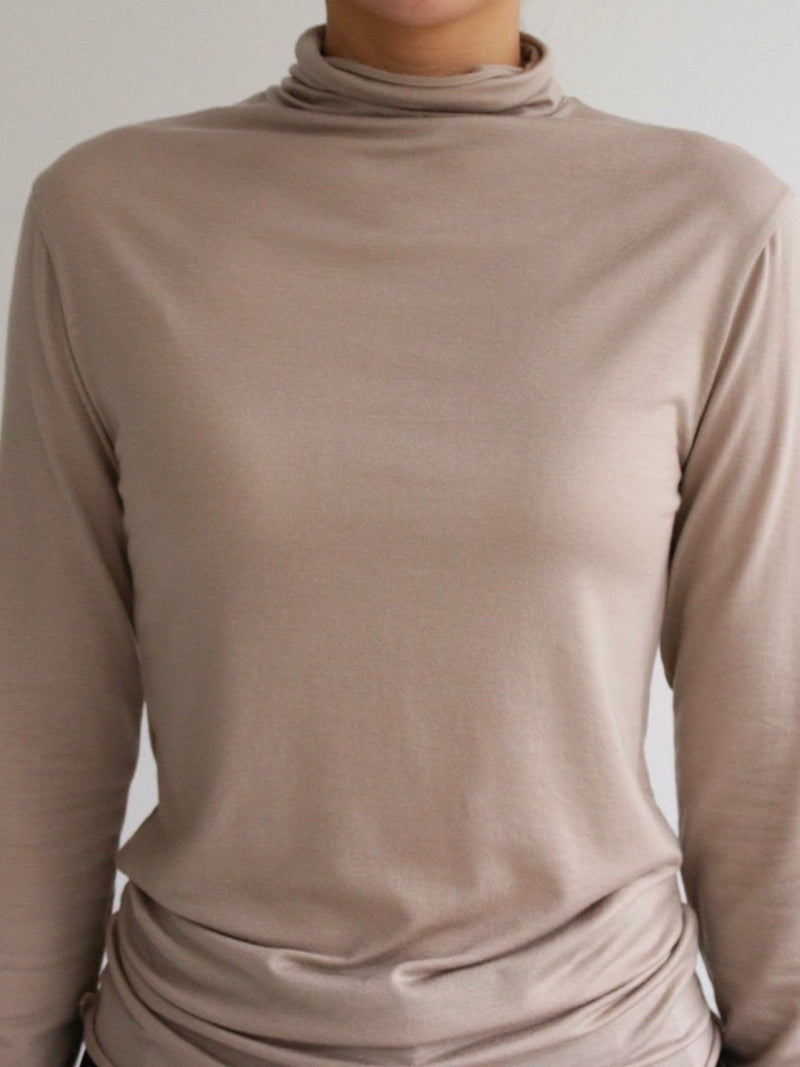 BASIC TURTLENECK LONG SLEEVE T-SHIRT