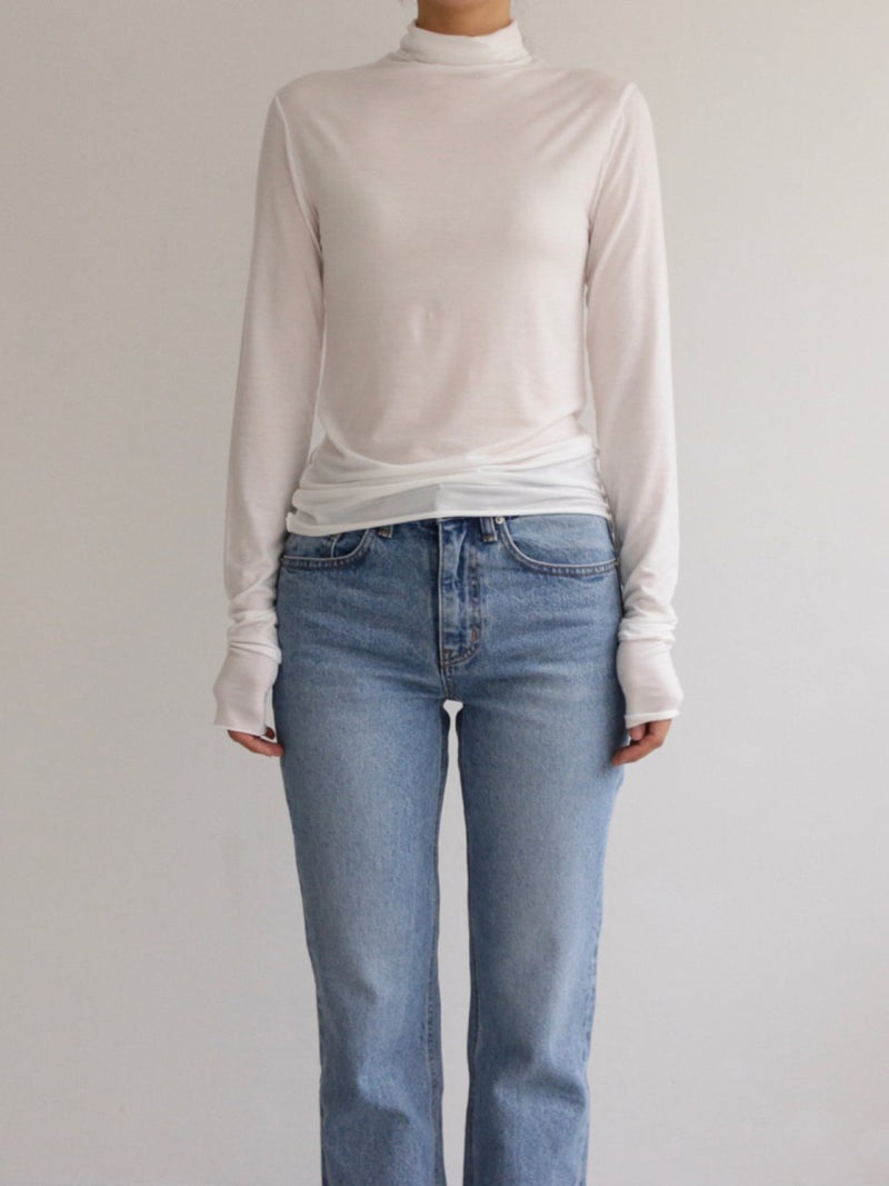 BASIC TURTLENECK LONG SLEEVE T-SHIRT