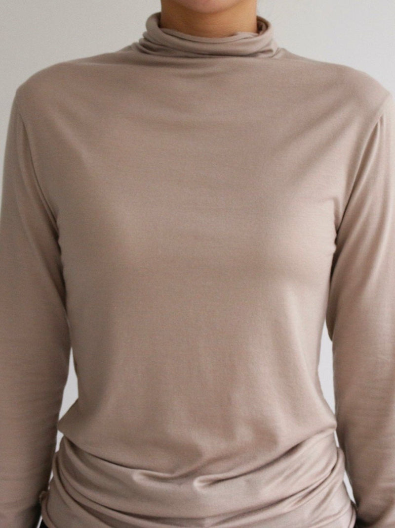 BASIC TURTLENECK LONG SLEEVE T-SHIRT