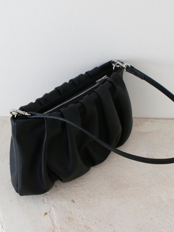 BEAN SHOULDER BAG