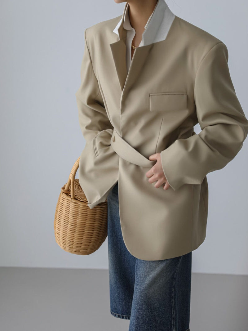 BELTED BUTTON DOWN TAILORED WOOL BLAZER