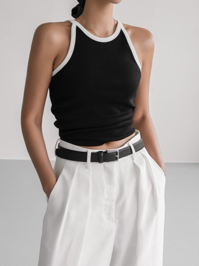 BI-COLOR SLEEVELESS HALTER TOP