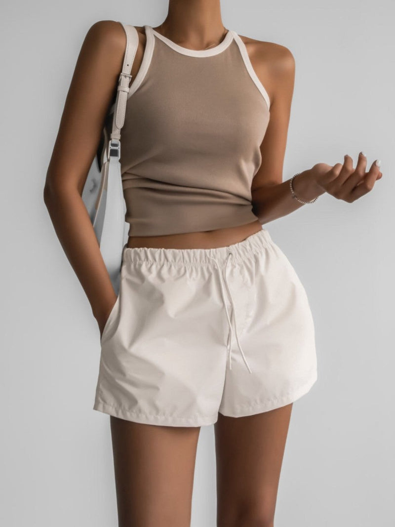 BI-COLOR SLEEVELESS HALTER TOP
