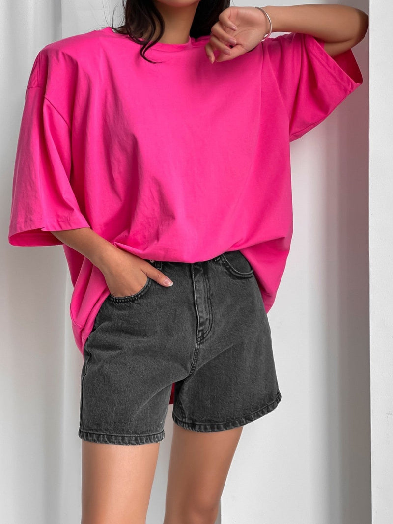 BLACK CINCH BACK DETAIL DENIM SHORTS