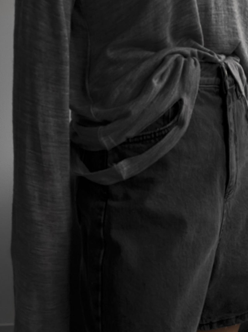 BLACK CINCH BACK DETAIL DENIM SHORTS