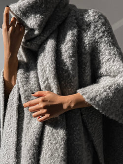 BOUCLE ALPACA WOOL BLEND MUFFLER