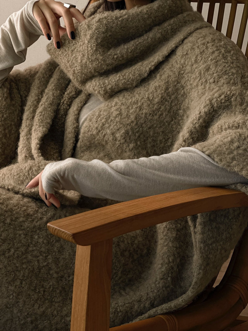 BOUCLE ALPACA WOOL BLEND MUFFLER