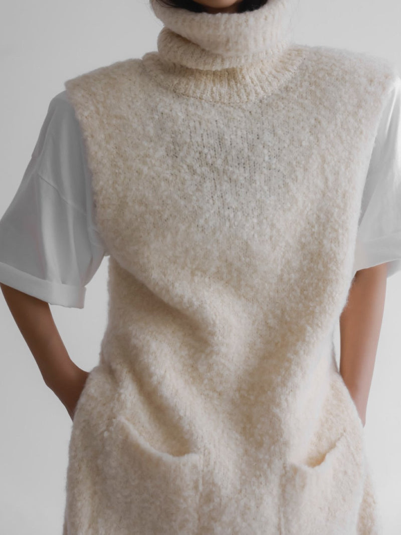 BOUCLE ALPACA WOOL BLEND TURTLENECK KNIT VEST