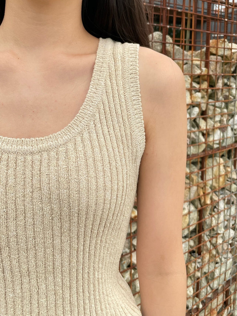 BOUCLE VISCOSE U-NECK KNIT TOP