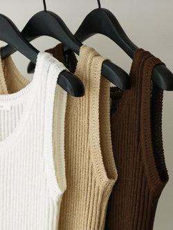 BOUCLE VISCOSE U-NECK KNIT TOP