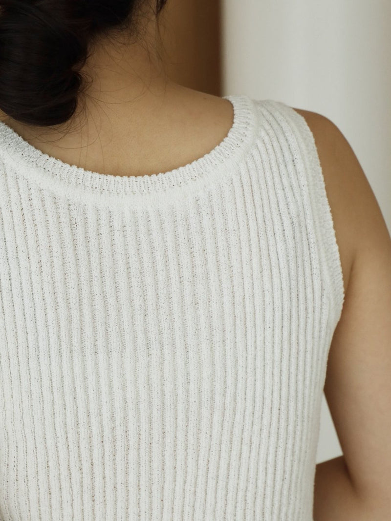 BOUCLE VISCOSE U-NECK KNIT TOP