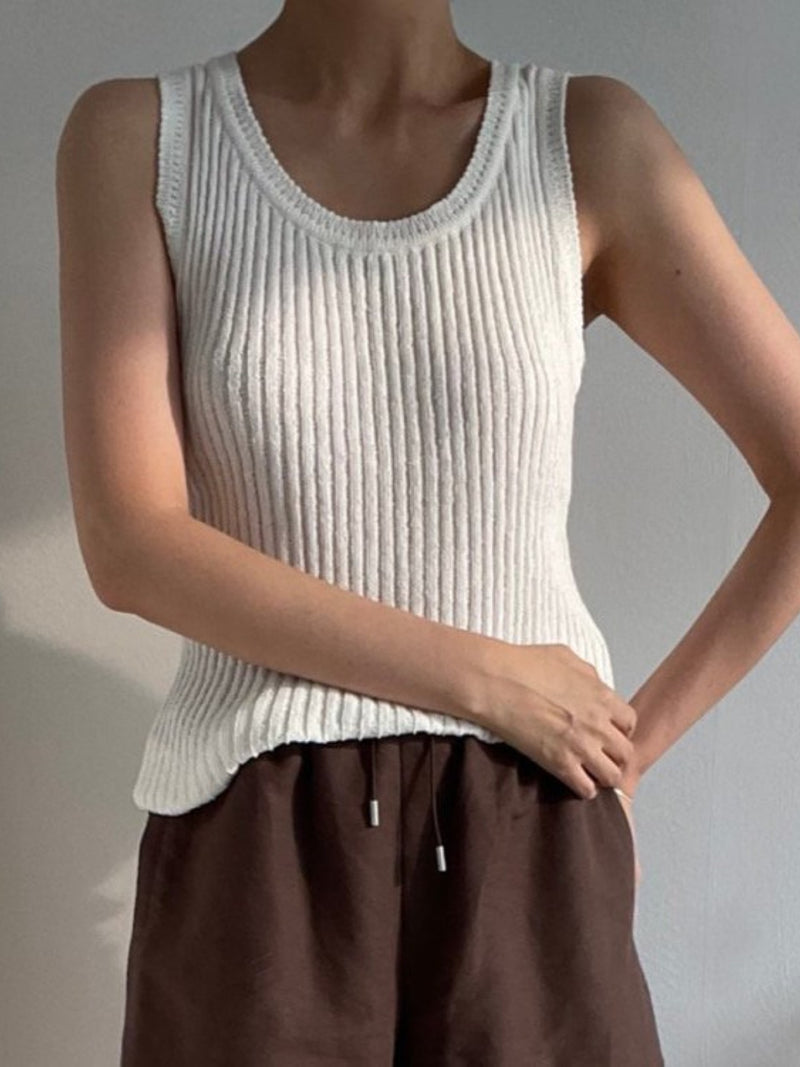 BOUCLE VISCOSE U-NECK KNIT TOP