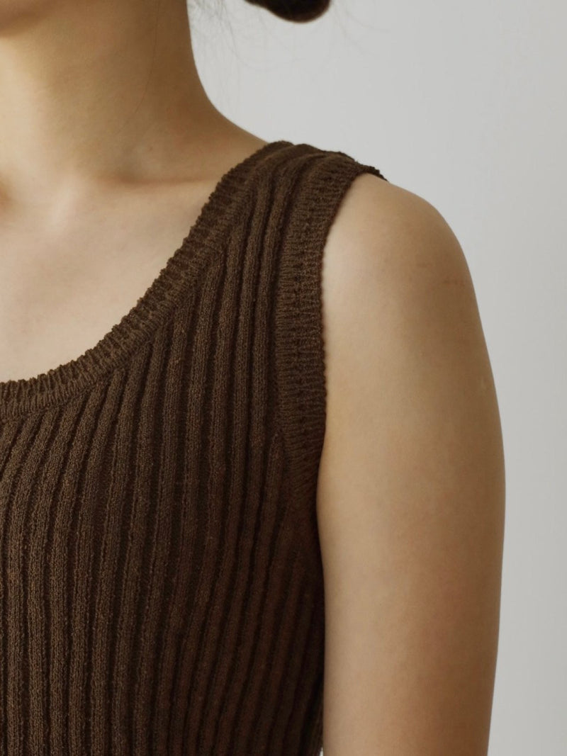 BOUCLE VISCOSE U-NECK KNIT TOP