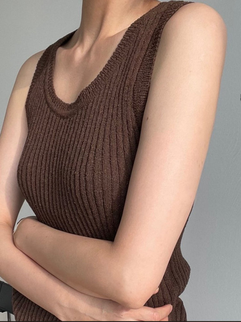 BOUCLE VISCOSE U-NECK KNIT TOP