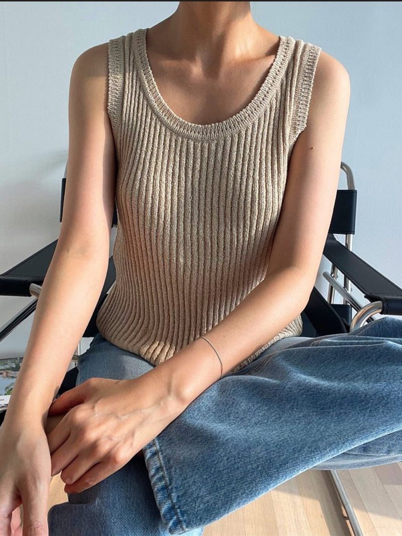 BOUCLE VISCOSE U-NECK KNIT TOP