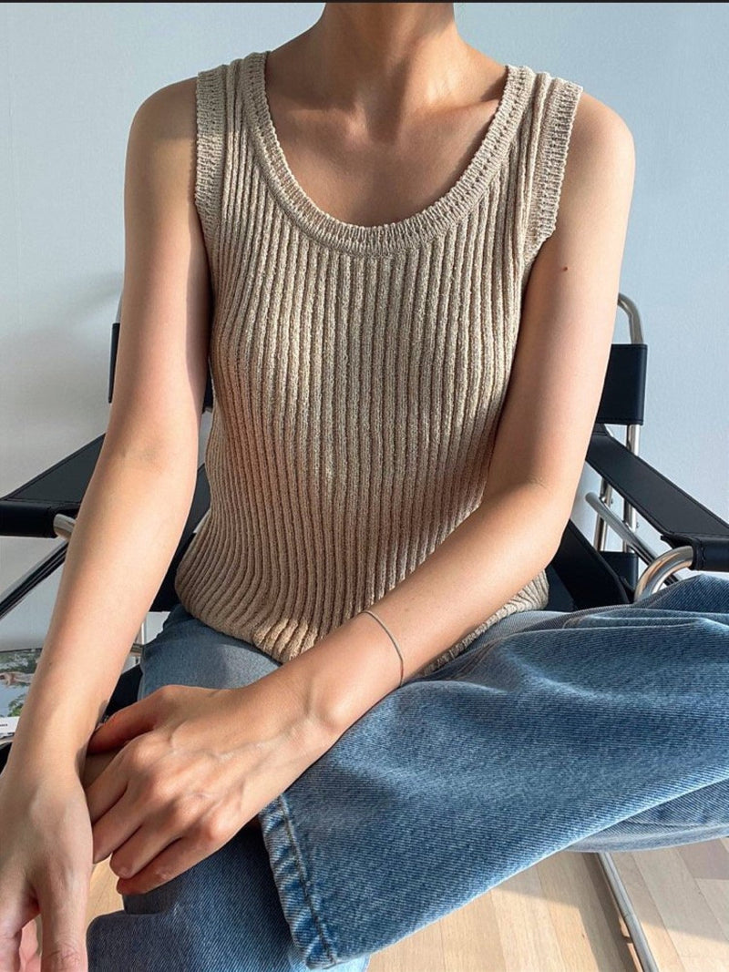 BOUCLE VISCOSE U-NECK KNIT TOP