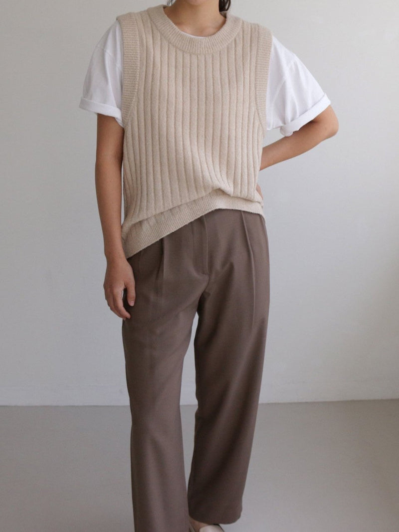 BOUCLE WOOL ROUND NECK KNIT VEST